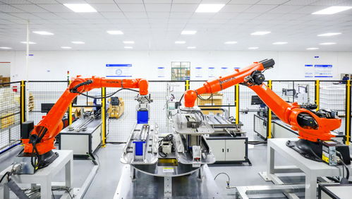 促進(jìn)數(shù)字技術(shù)與制造業(yè)深度融合，以人工智能集成服務(wù)賦能中國(guó)智造